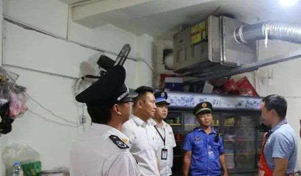 油煙凈化器，油煙凈化設(shè)備，油煙凈化機(jī)